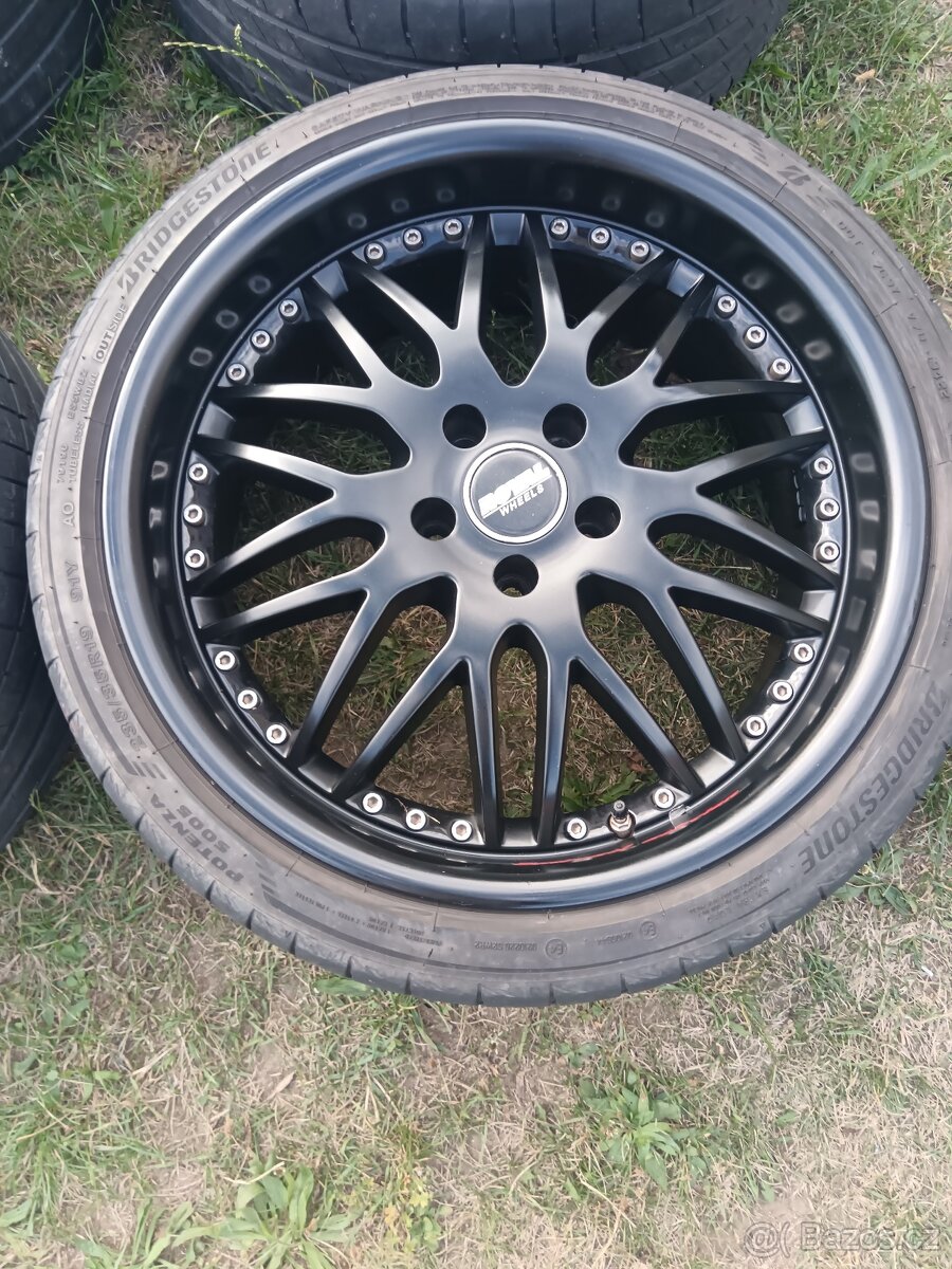 Royal wheels - 6