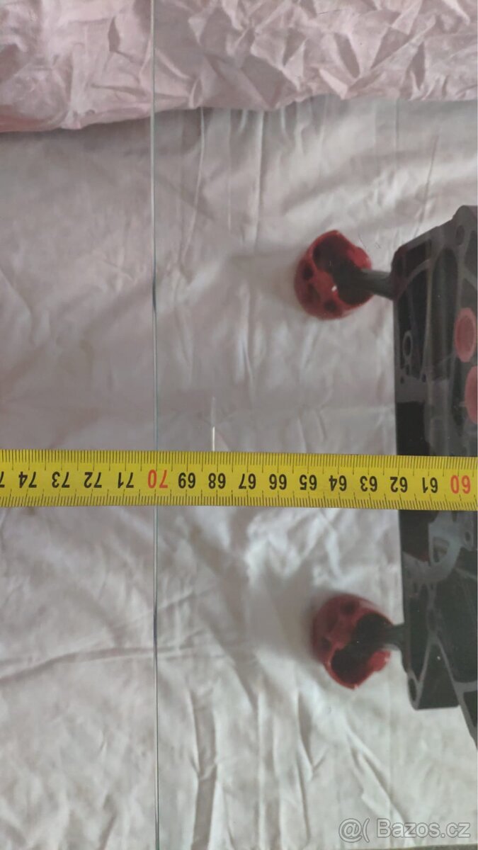 Konferenční stolek z motoru Škoda Octavia - 6