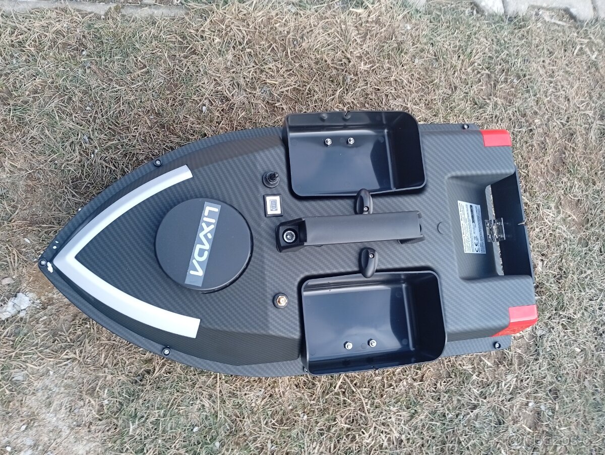 Zavážecí loďka, zakrmovací loď s GPS - 6