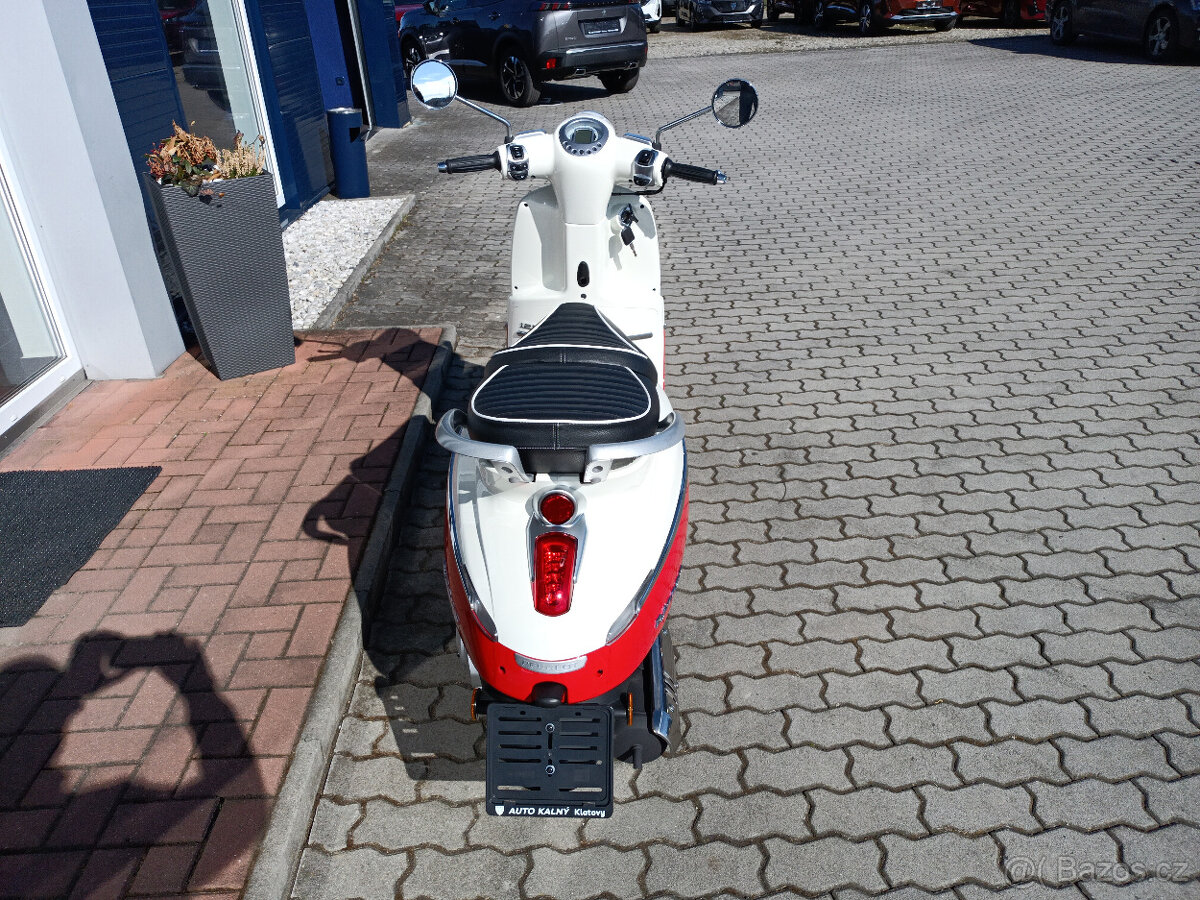 Peugeot Django 125i - 6