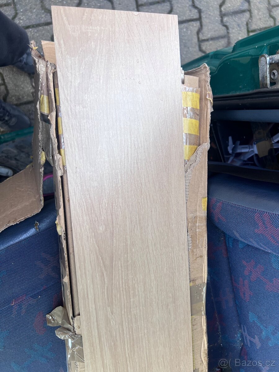 Samolepicí vinylová podlaha - 6