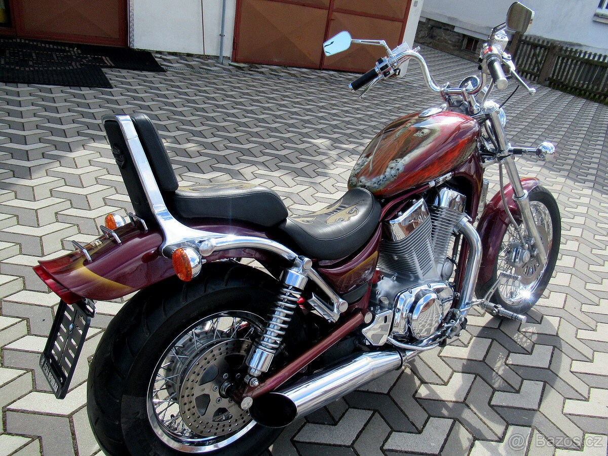 Suzuki VS 1400 Intruder - 6