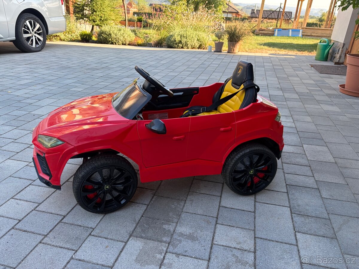 Dětské elektronické autíčko - 6