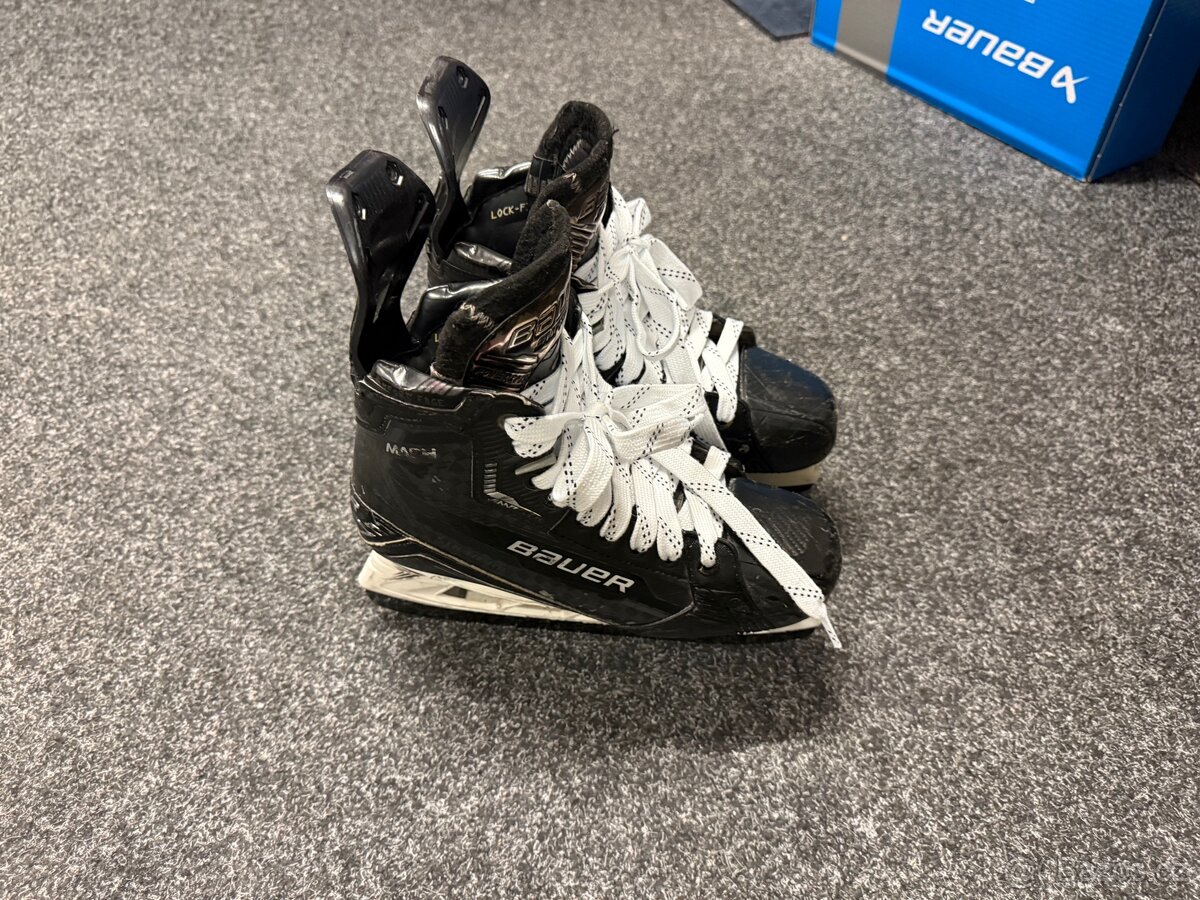 BAUER SUPREME MACH - 6