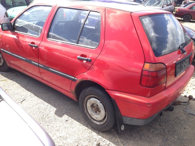VW Golf 3 1,6i 55kW 1998 - jen díly AEE - 6