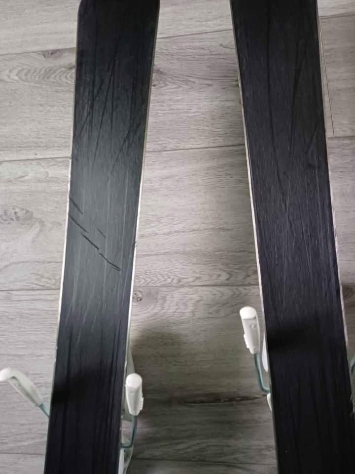 Sjezdové lyže Elan vel 140 cm + lyžáky vel 39 - 6