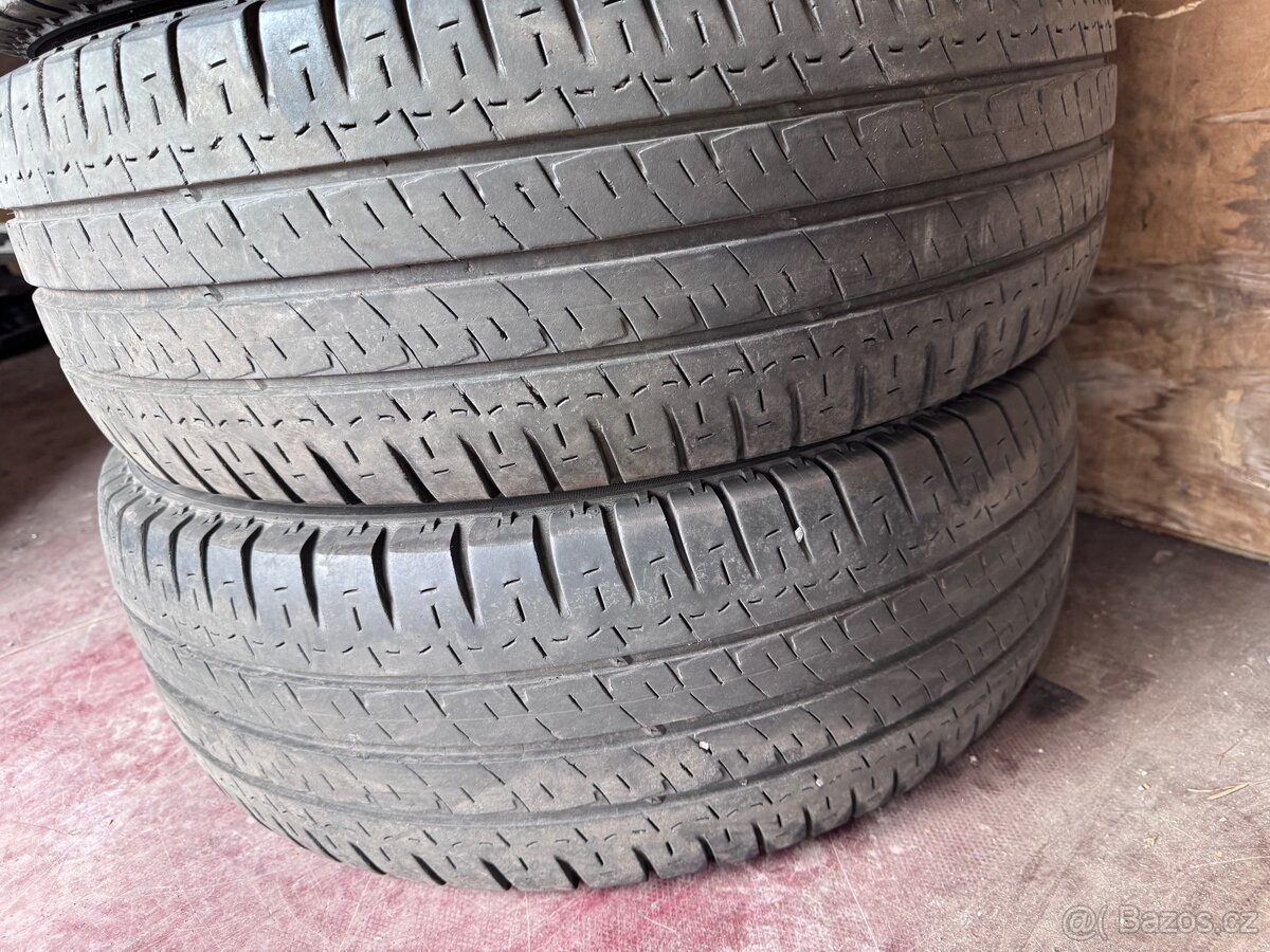 235/65 R16C Michelin - 6