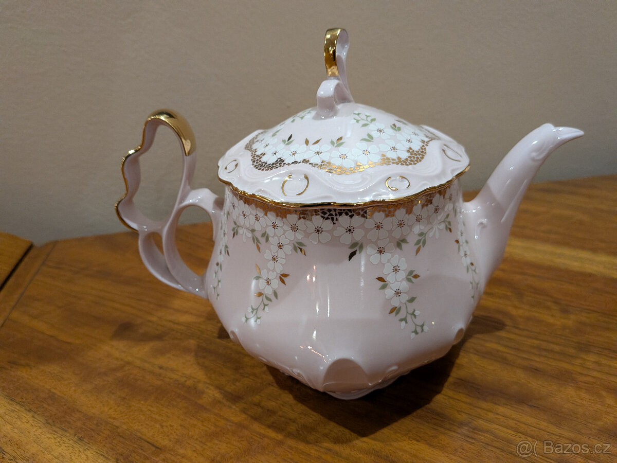 Prodám porcelánový servis SADA 1 - 6