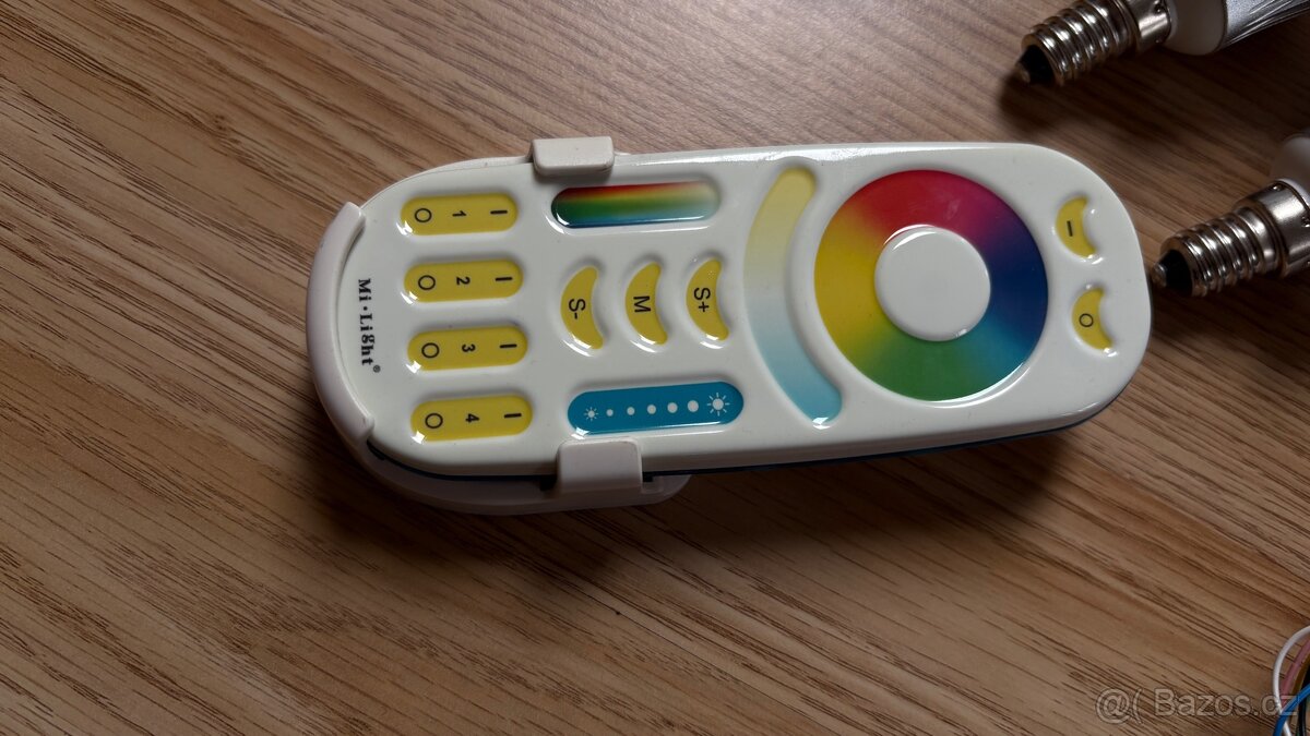 Chytré žárovky, LED Pásek Mi-Light RGB CCT Set - 6