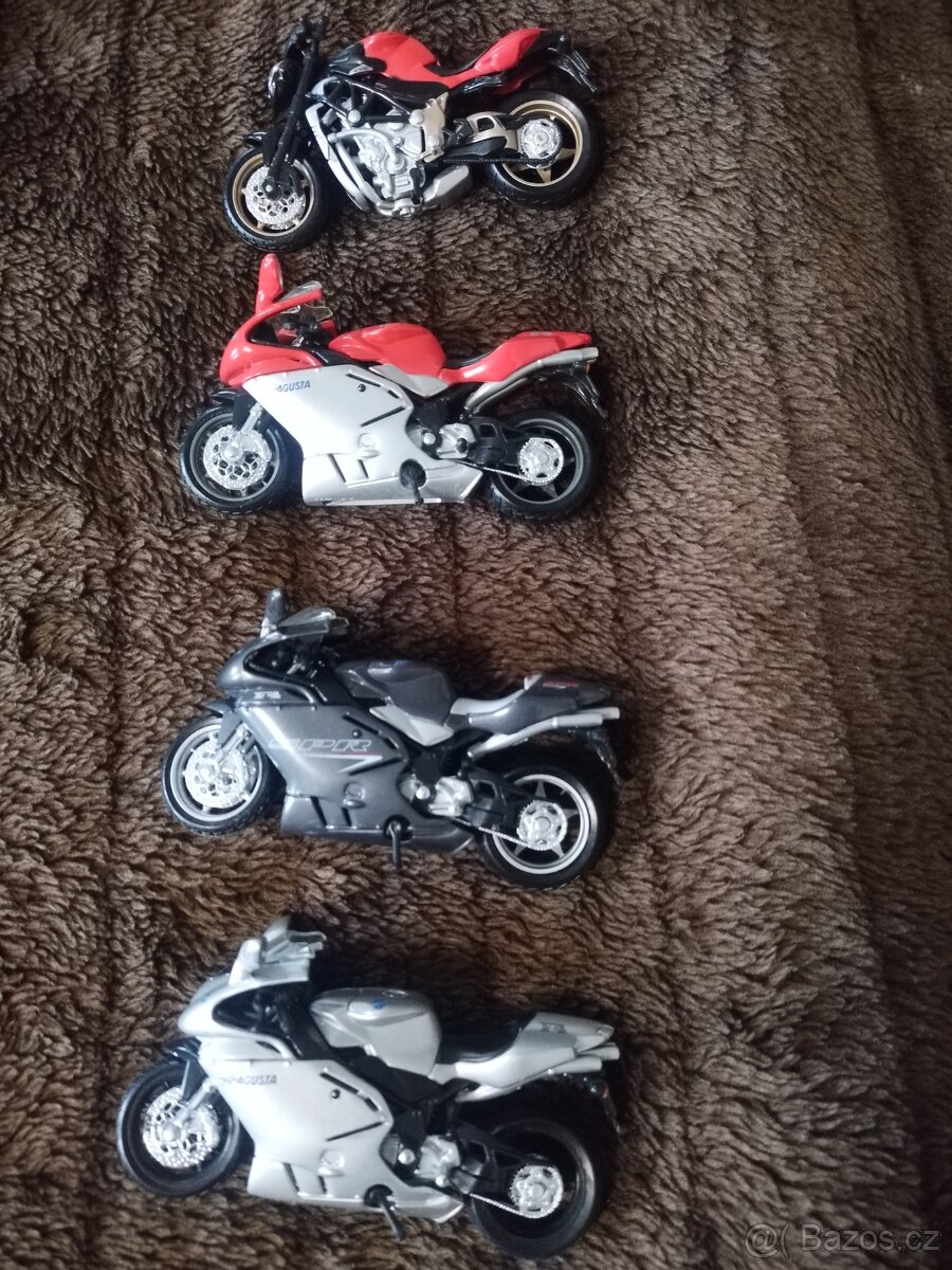 Modely motorek 1:18 Maisto - 6
