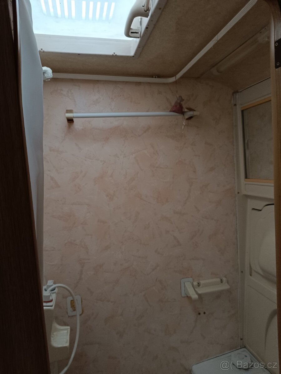 Karavan Elldis anglický - 6