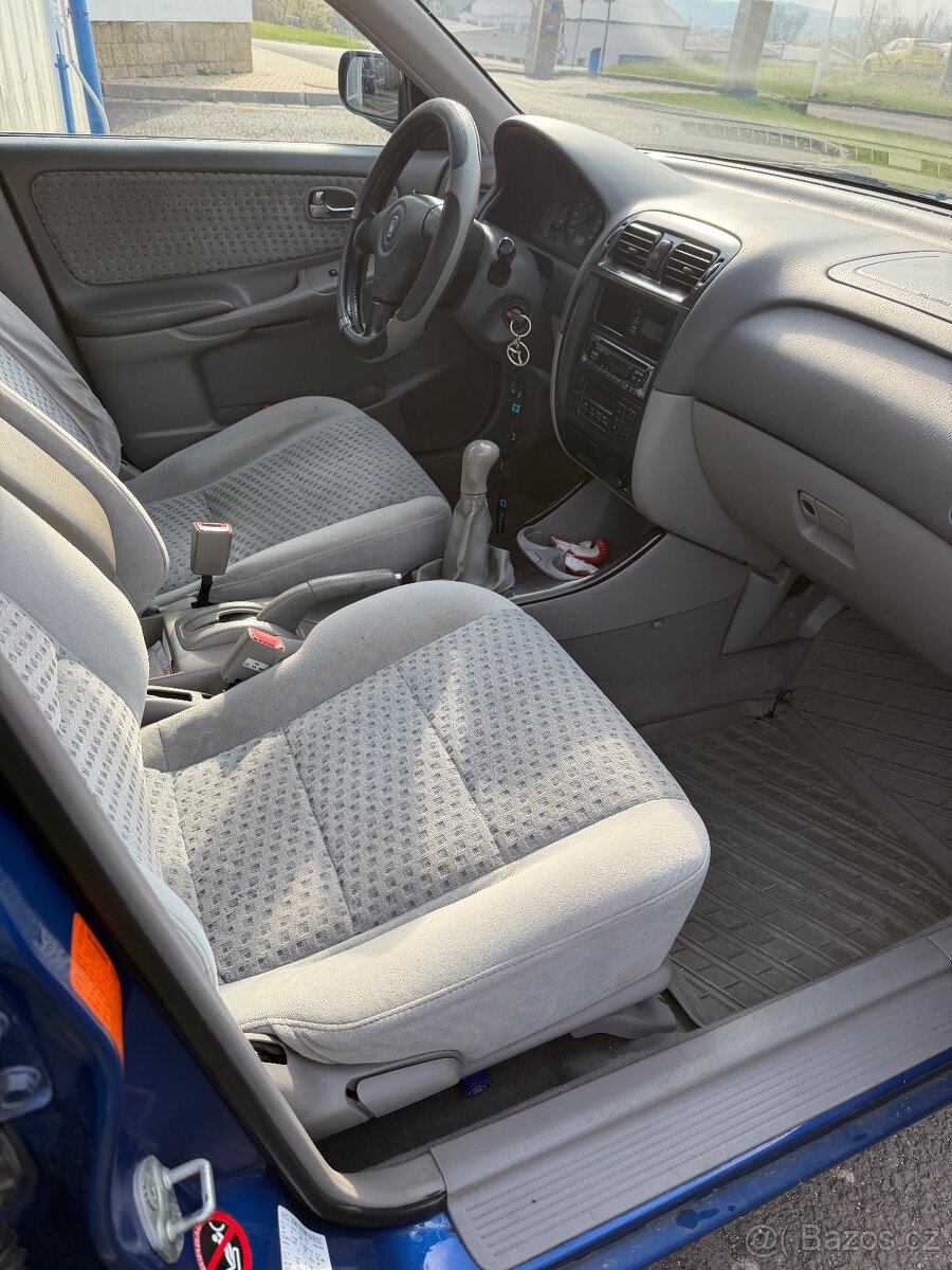 Prodej vozů Mazda 626 - 6