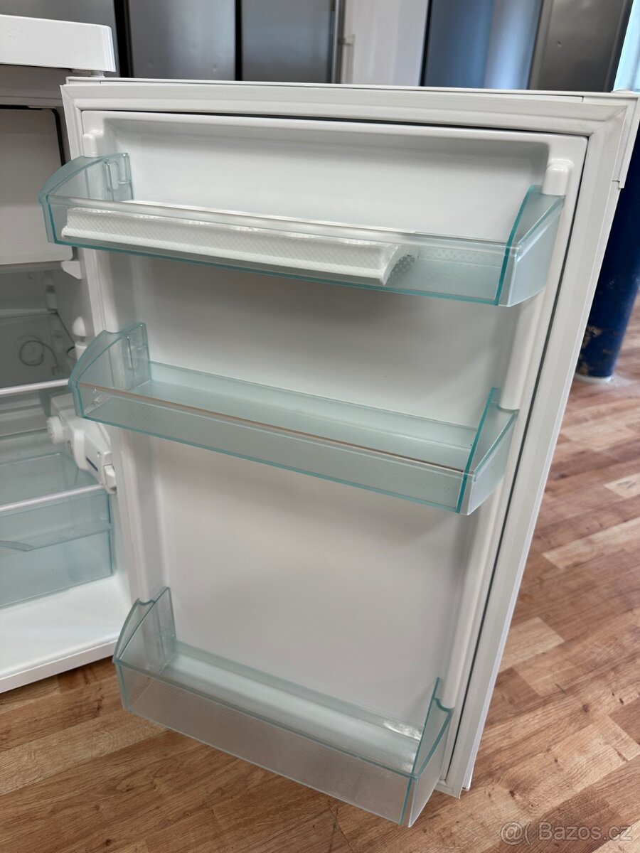 Lednice s mrazákem Liebherr (130) - 6