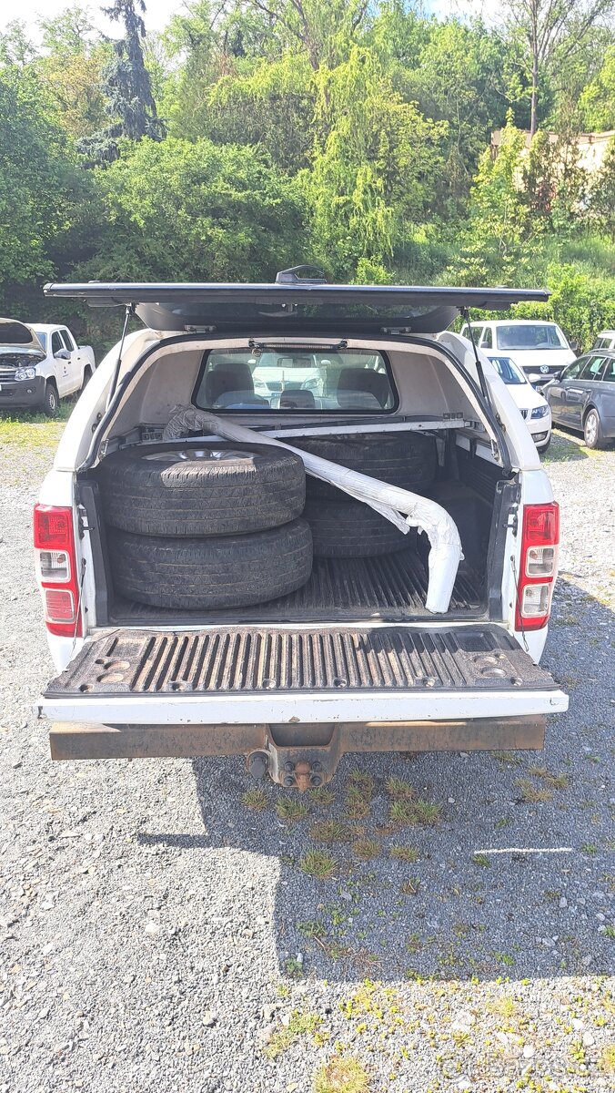 Ford Ranger Double cab 2.2 4x4 - 6