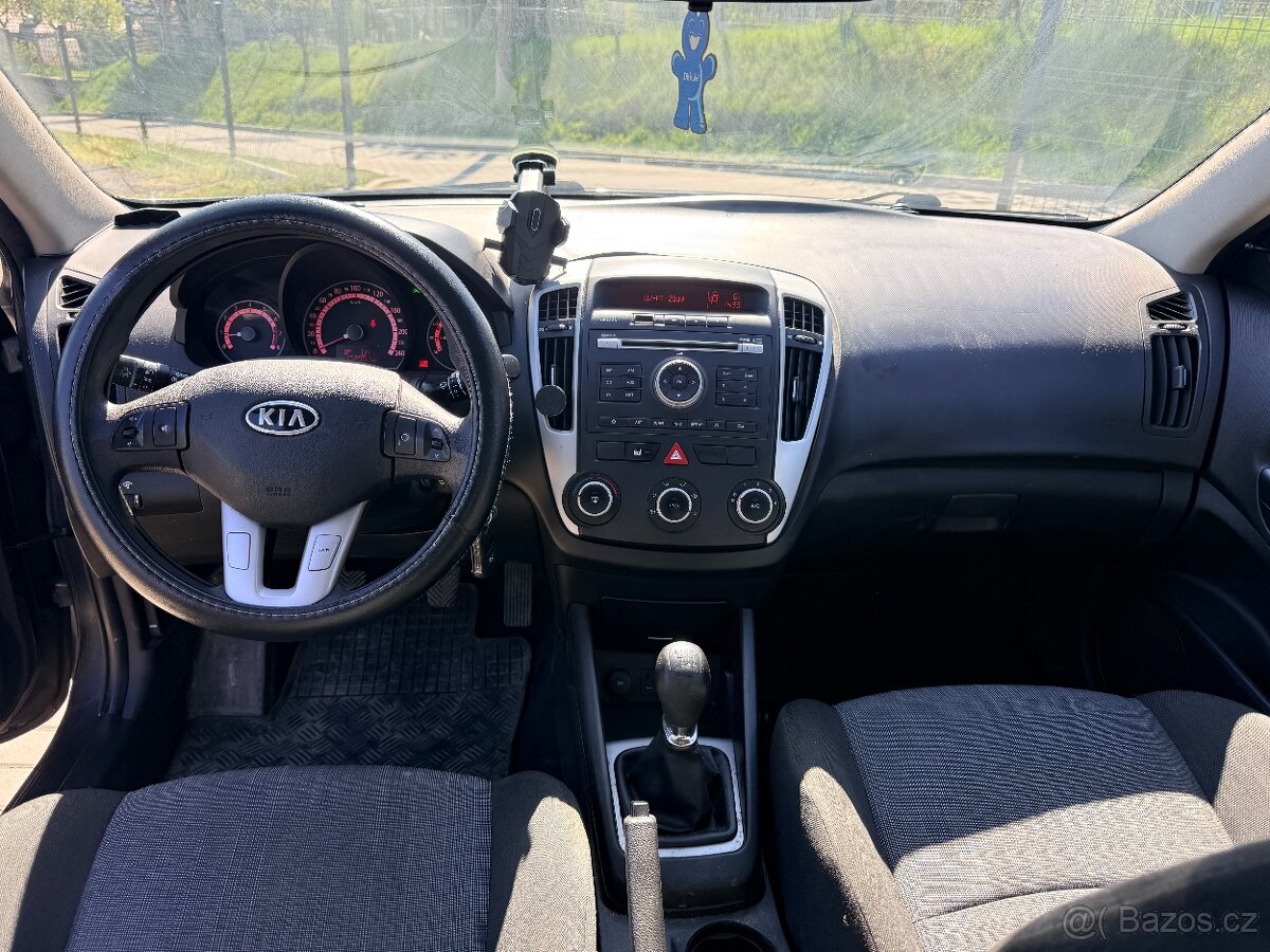 Kia Ceed 1.6 92kw 5/2011 - 6