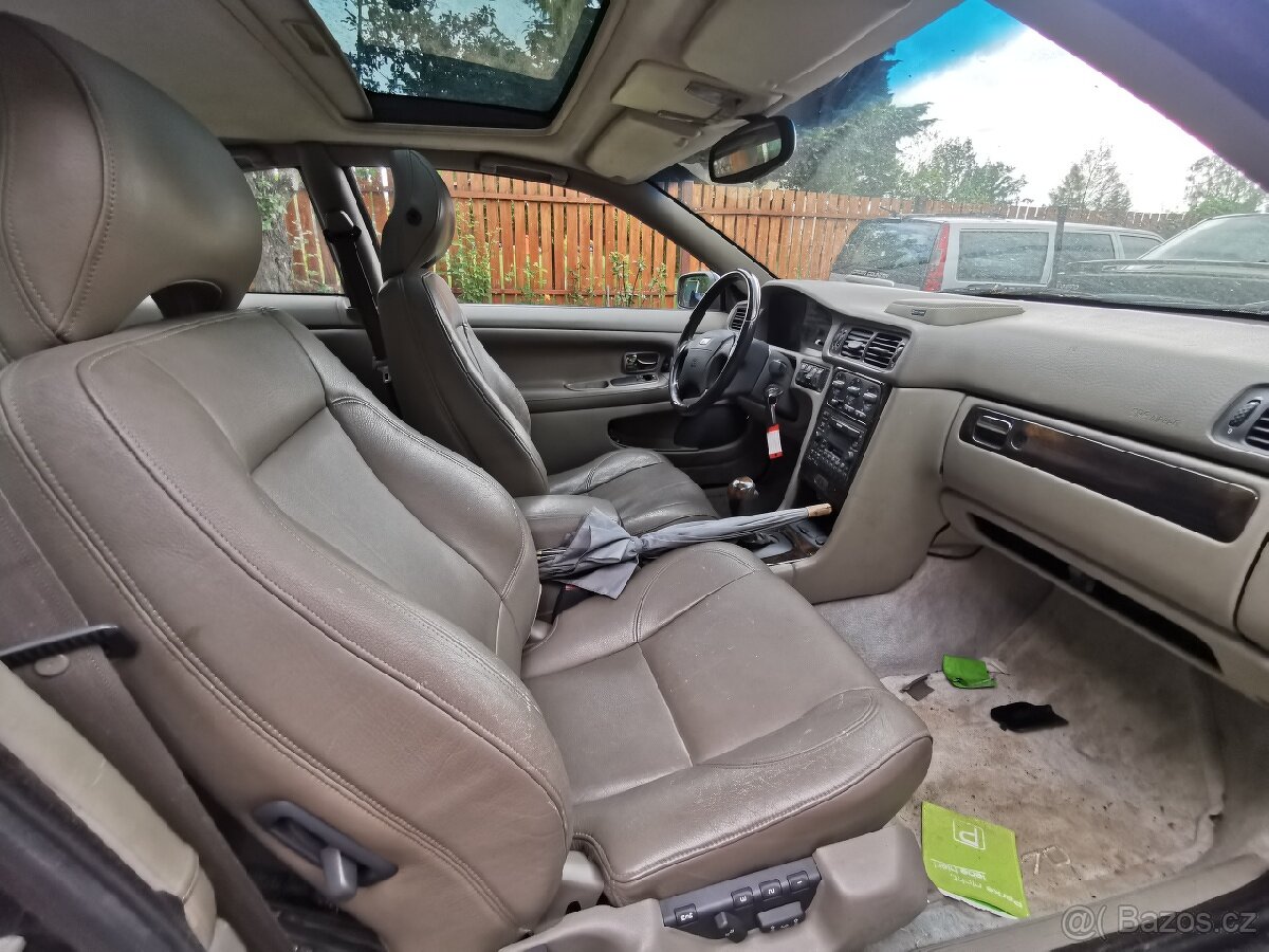 Volvo C70 97 - 02 náhradní díly - 6
