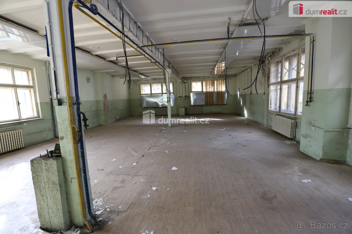 Objekt občanského vybavení - bývalá škola v Kraslicích - 6