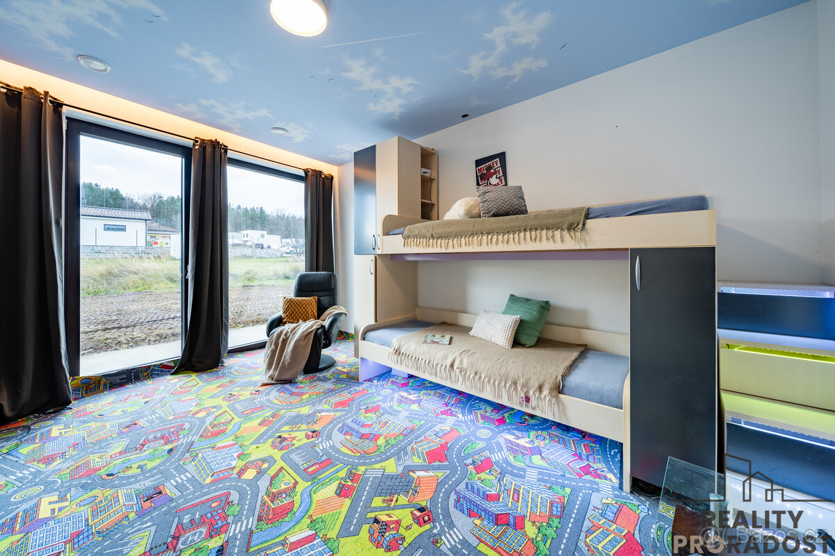 Novostavba s chytrou domácností na lukrativním místě ve Včel - 6