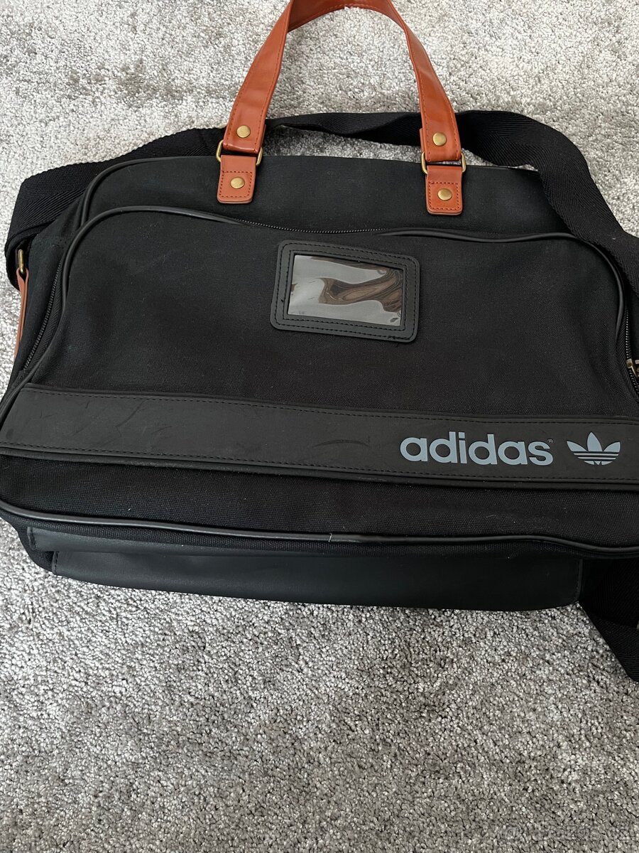 Adidas sport taška, stylová a málo nošena - 6
