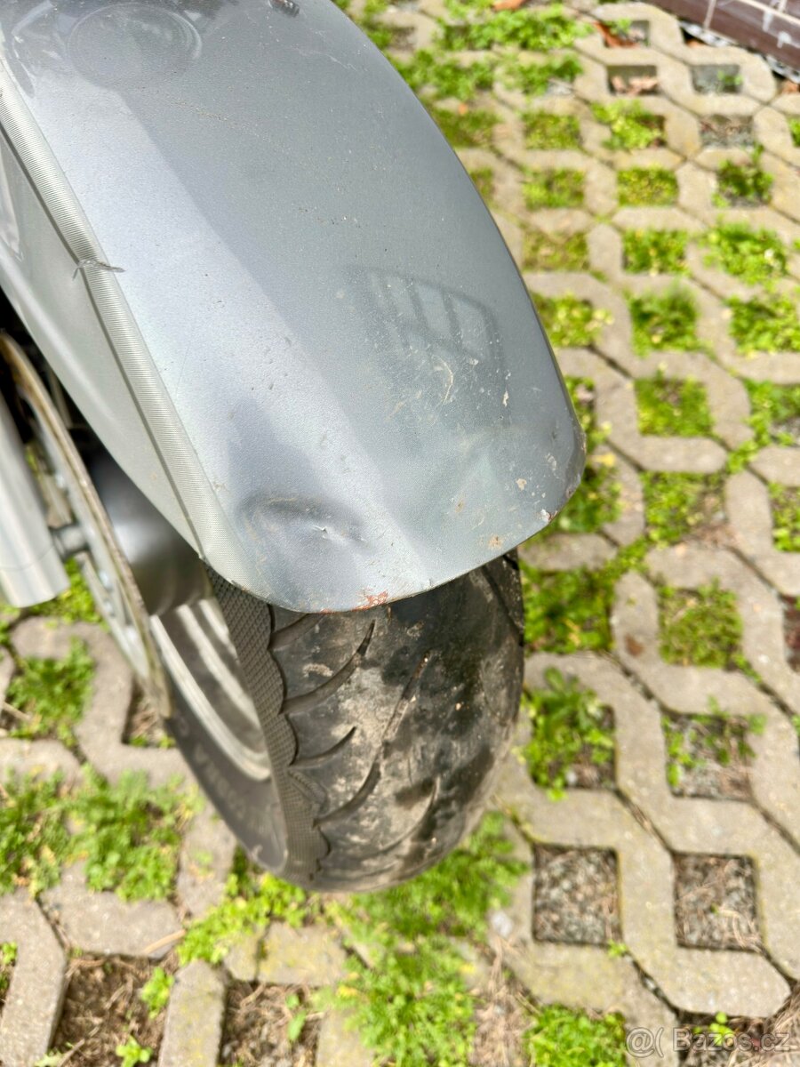 Suzuki vl 1500 Intruder - 6