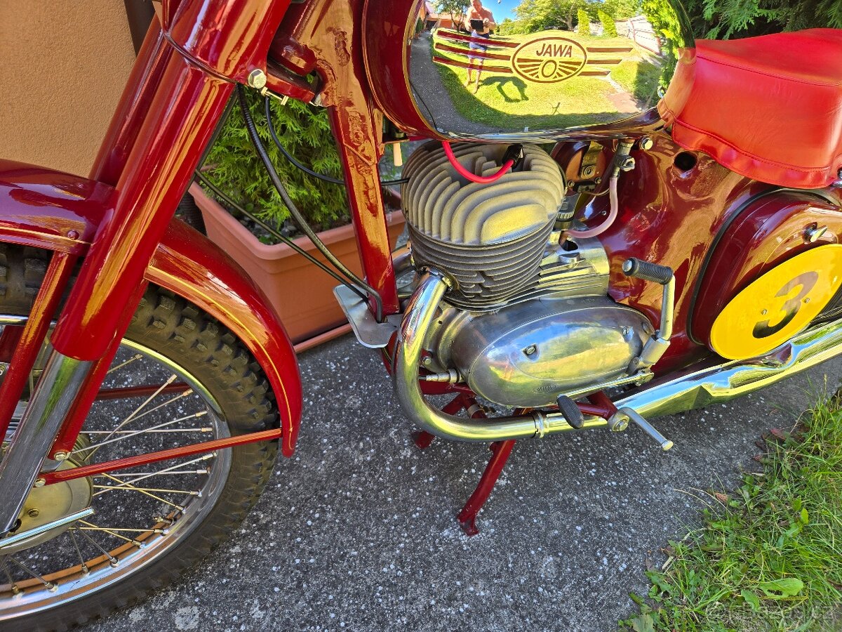 Jawa 579 - Libeńák - Rezervace do 05.12.2025 - 6