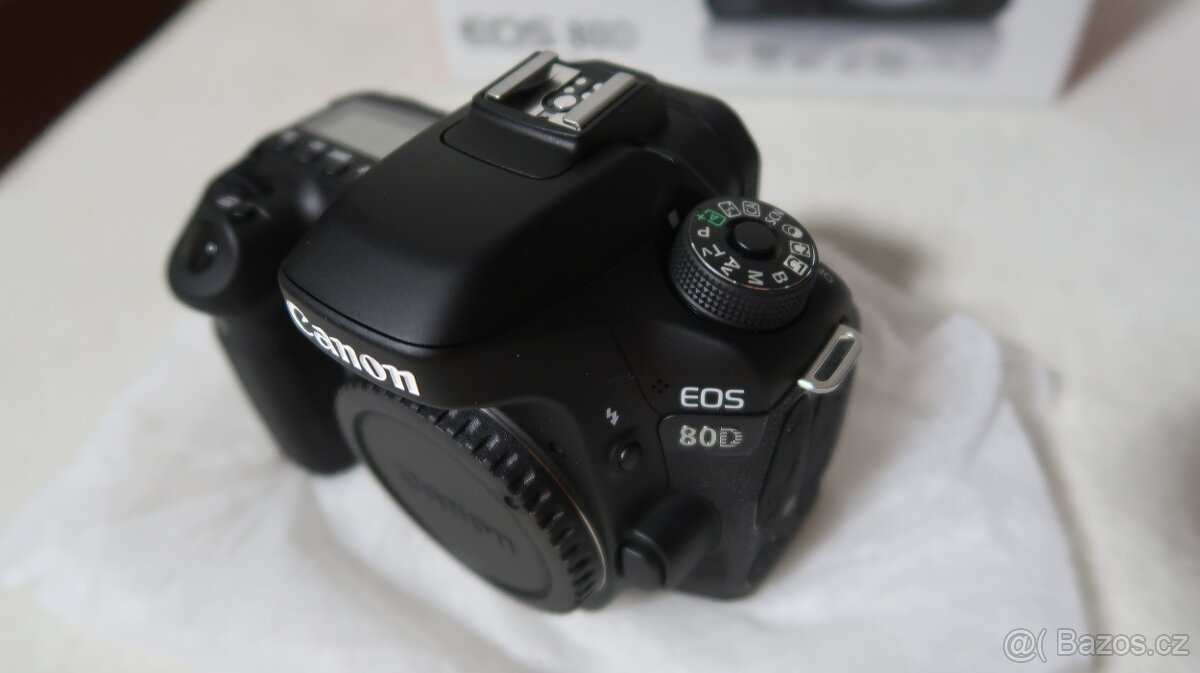 CANON 80D telo nove - 6