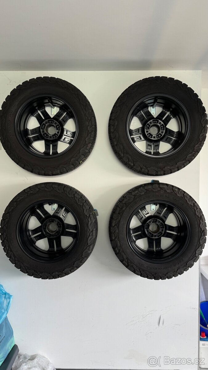 Komplety 265/60/R18 - 6