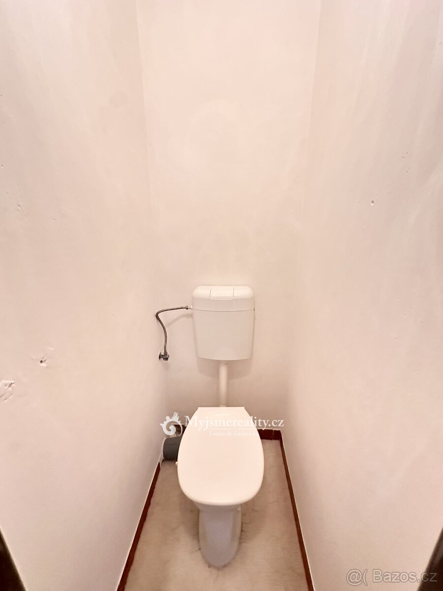 Prodej bytu 3+1 73 m2, užitná plocha 95 m2 + pozemek/zahrada - 6