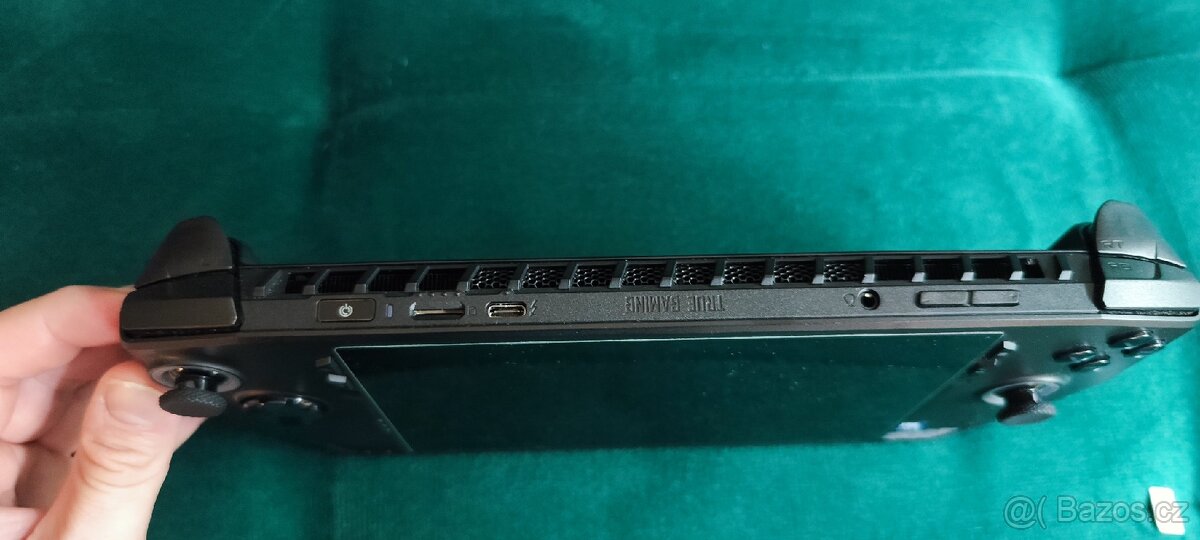 MSI CLAW A1M-056CZ Intel Ultra 5
H - 6