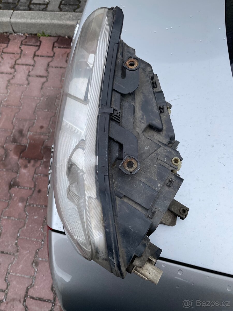 Škoda Superb mk1 Světlo Halogen - 6