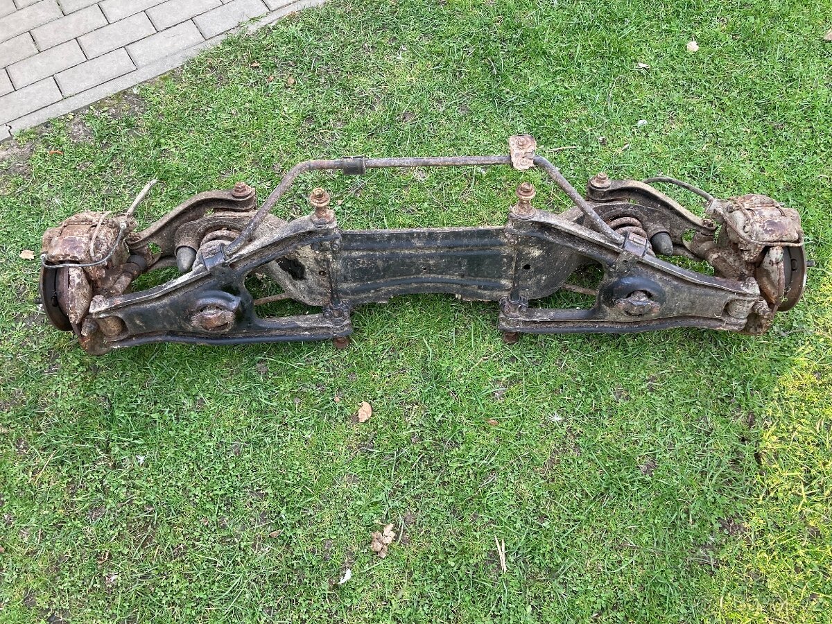 Přední náprava Škoda 120 - 6