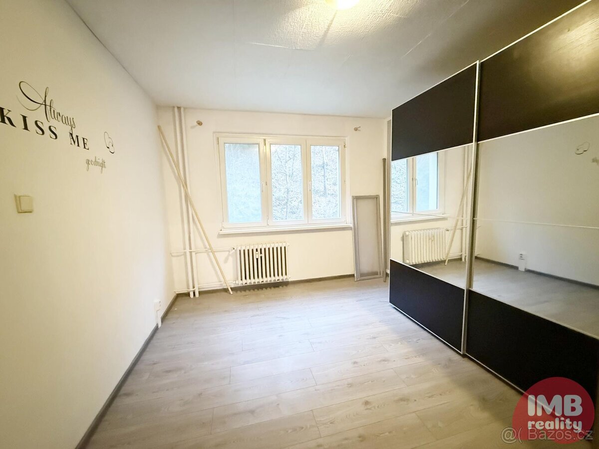 Prodej bytu 3+1 s lodžií v Kraslicích - 6