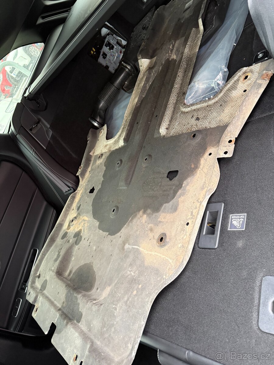 Jaguar XF Mk2 25d AWD - závada motoru - 6