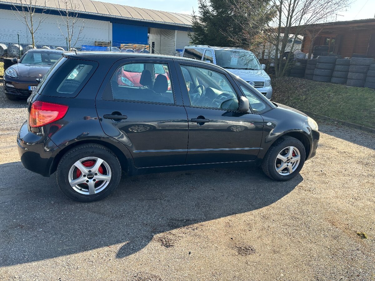 Suzuki SX4 1.5 VVT - 6