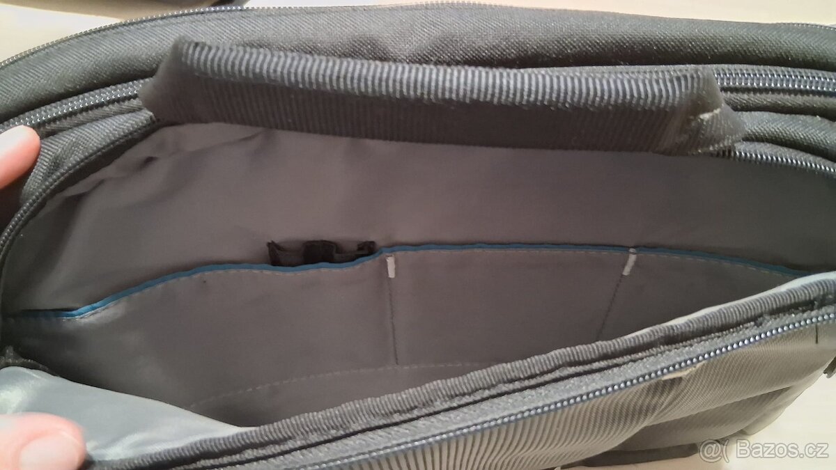 Brašna pro notebook Case Logic 14'-15' - 6
