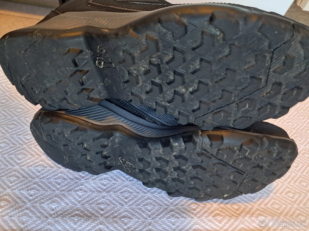 Tenisky Adidas 38 2/3 - 6