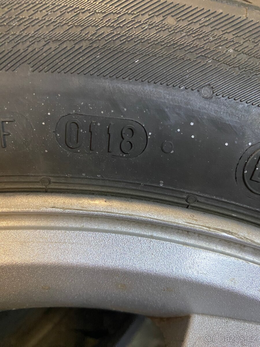 Originál kola Hyundai - 6