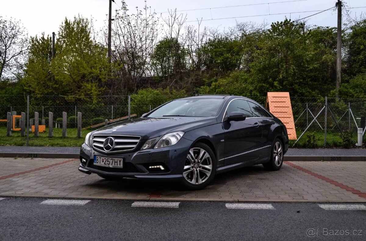 Mercedes Benz E 350 CGI coupe - 6