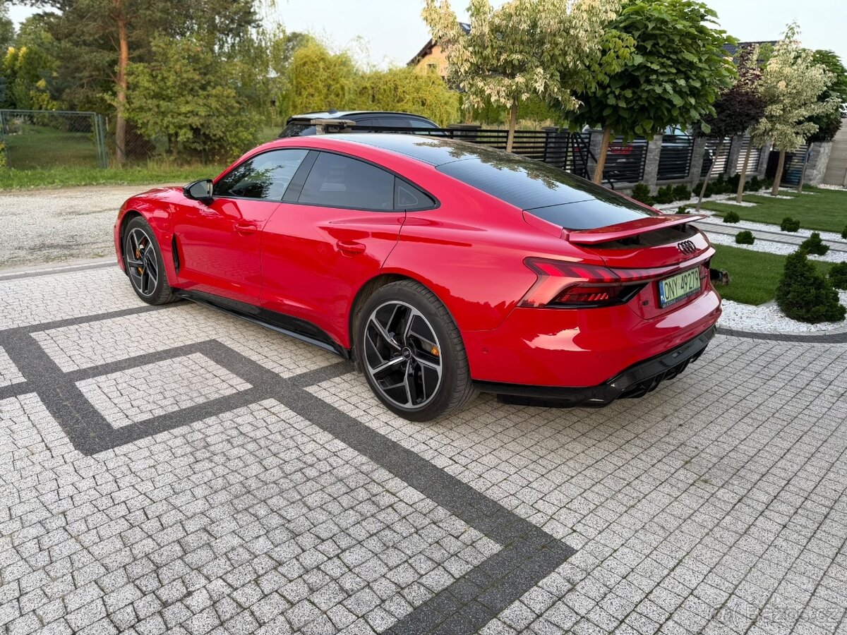 Audi E-tron GT RS - 6