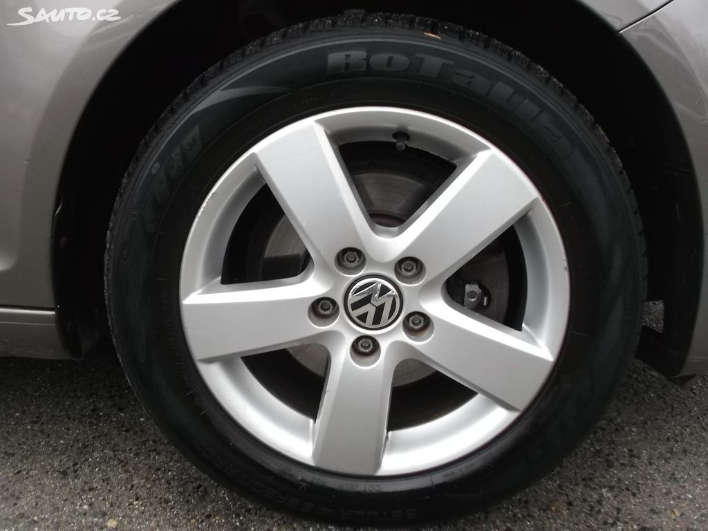 Volkswagen Golf Plus 1,4 16V vyhř.sed,aut.kl,parksenzory,TOP - 6