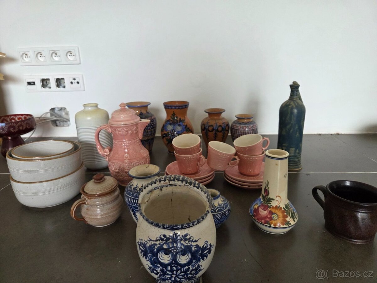 Vázy, hrnky, různé - 6