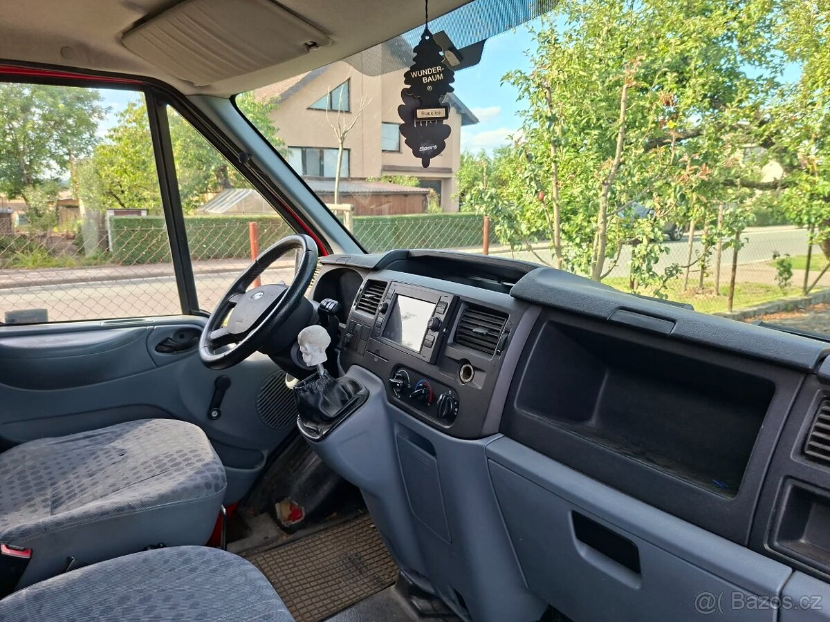 Ford Transit - 6