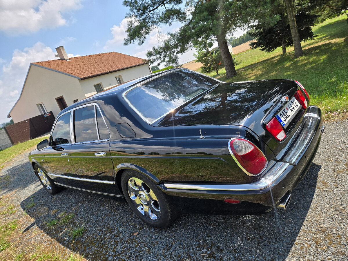 BENTLEY ARNAGE 6.75 turbo - 6