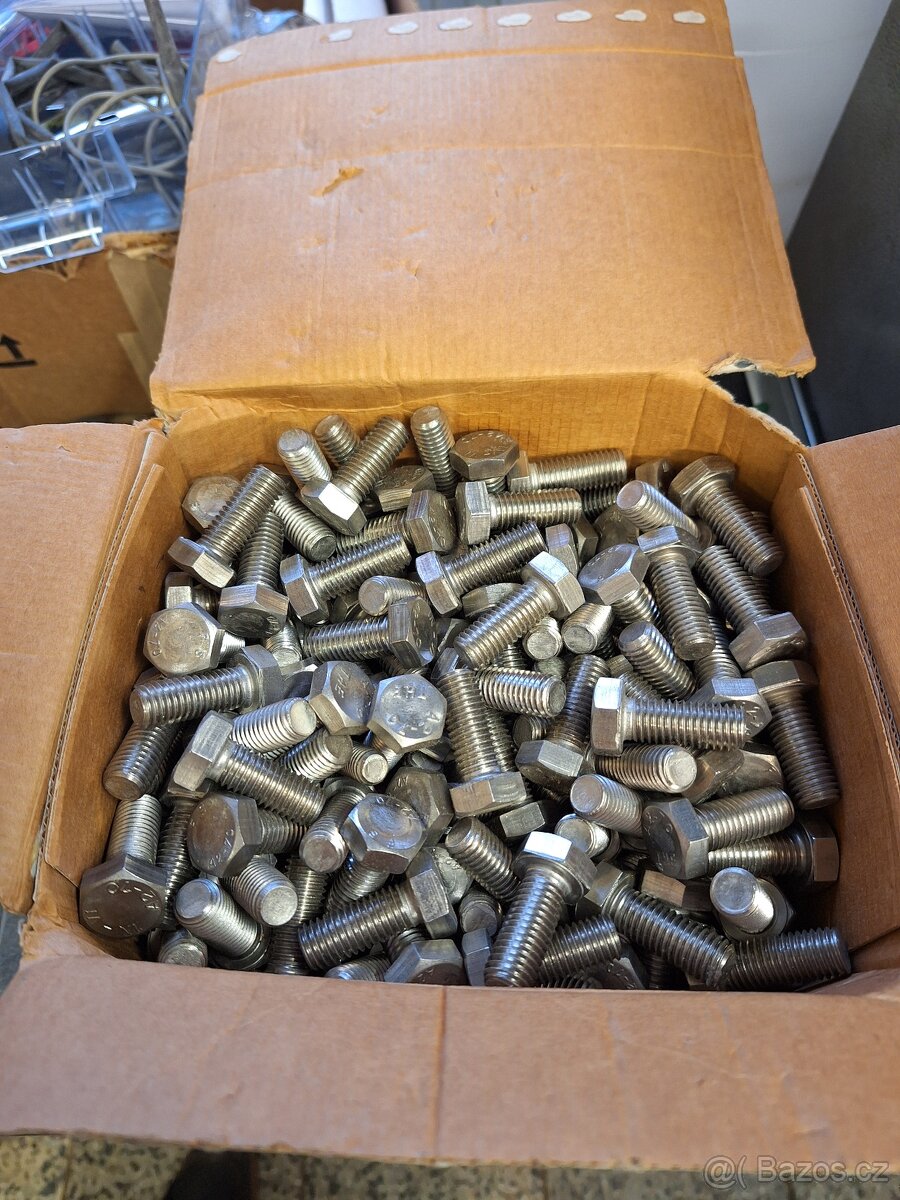 Nerez šrouby - 6