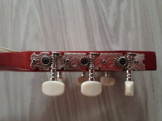 Dětská akustická kytara-hnědá 78cm, cena: 950kč - 6