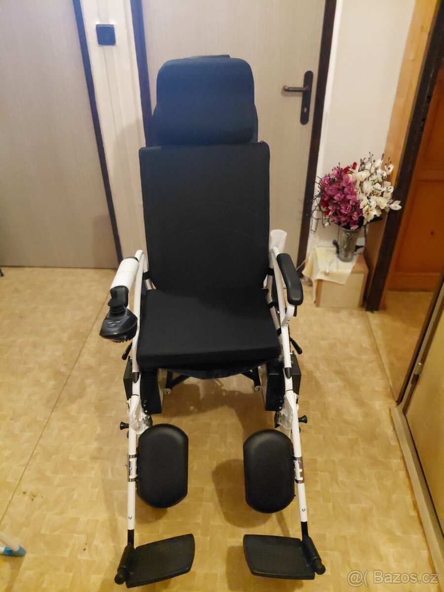 Elektrický invalidní vozík - 6
