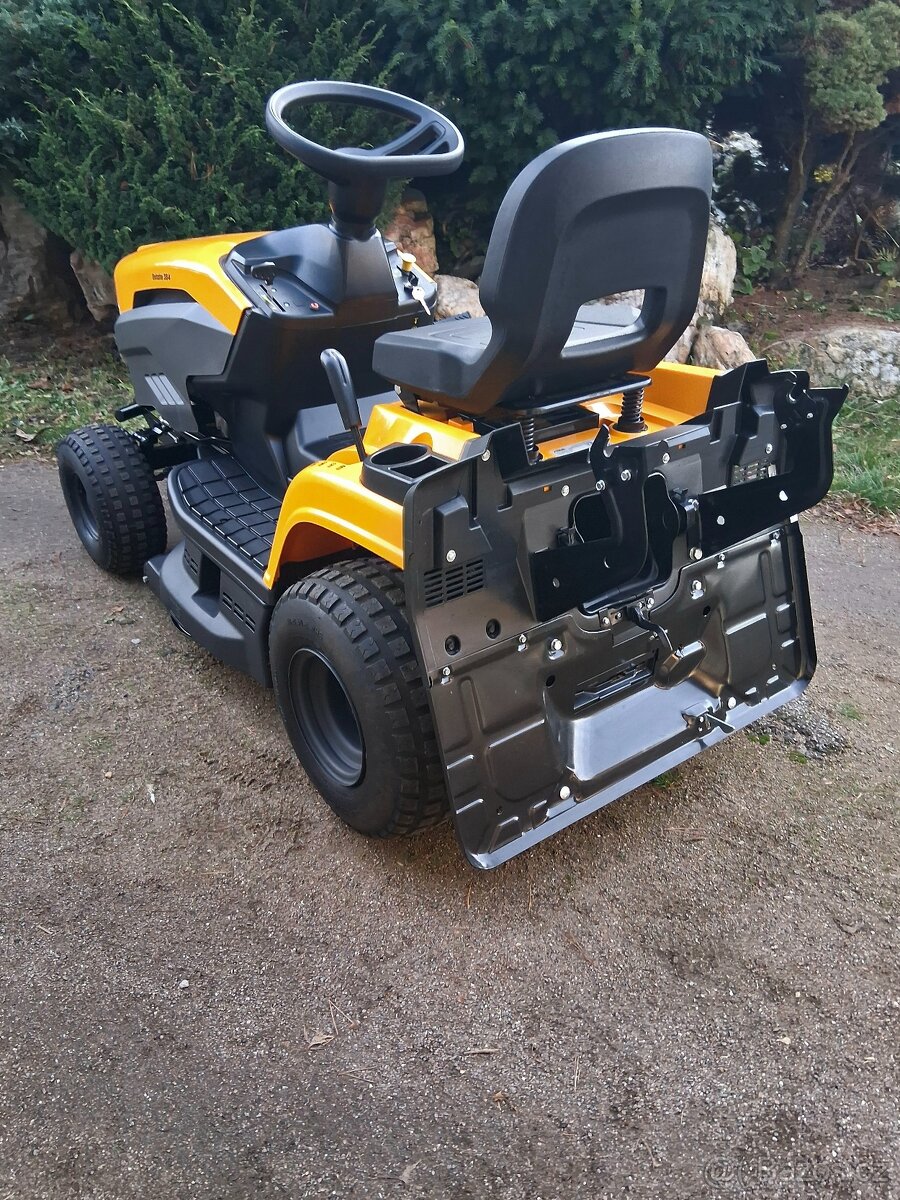 Zahradni traktor STIGA Estate 384 - 6