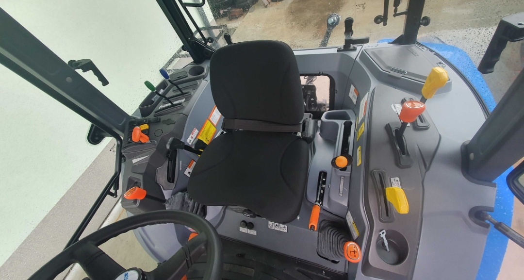 Malotraktor Solis S 26 4wd s kabinou - 6