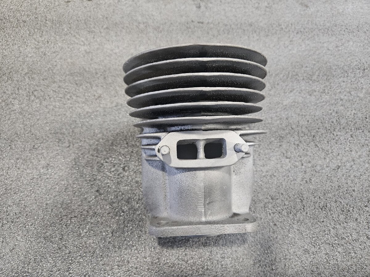 VÁLEC JAWA ROBOT - 6