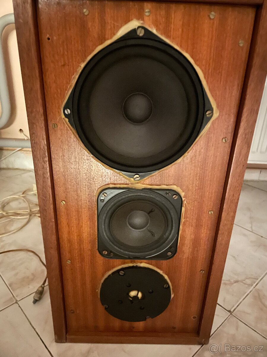 Amatérské sestava Lp, zesilovač Zetawatt, reprobedny - 6